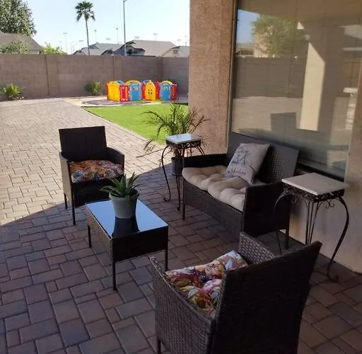 Stadium Side Serenity - Your Away From Holiday home *