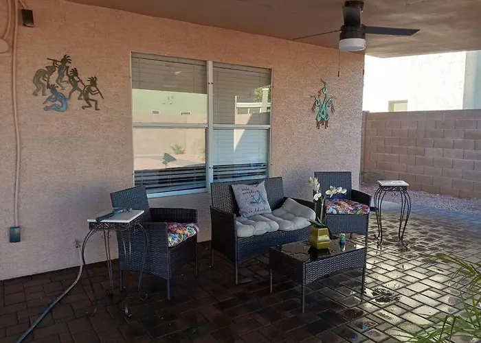 Stadium Side Serenity - Your Away From * Glendale